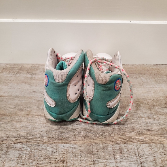 Nike Air Jordan 13 Retro White Soar Blue/Pink High Top Sneakers Size 7Y Unisex - Picture 5 of 8